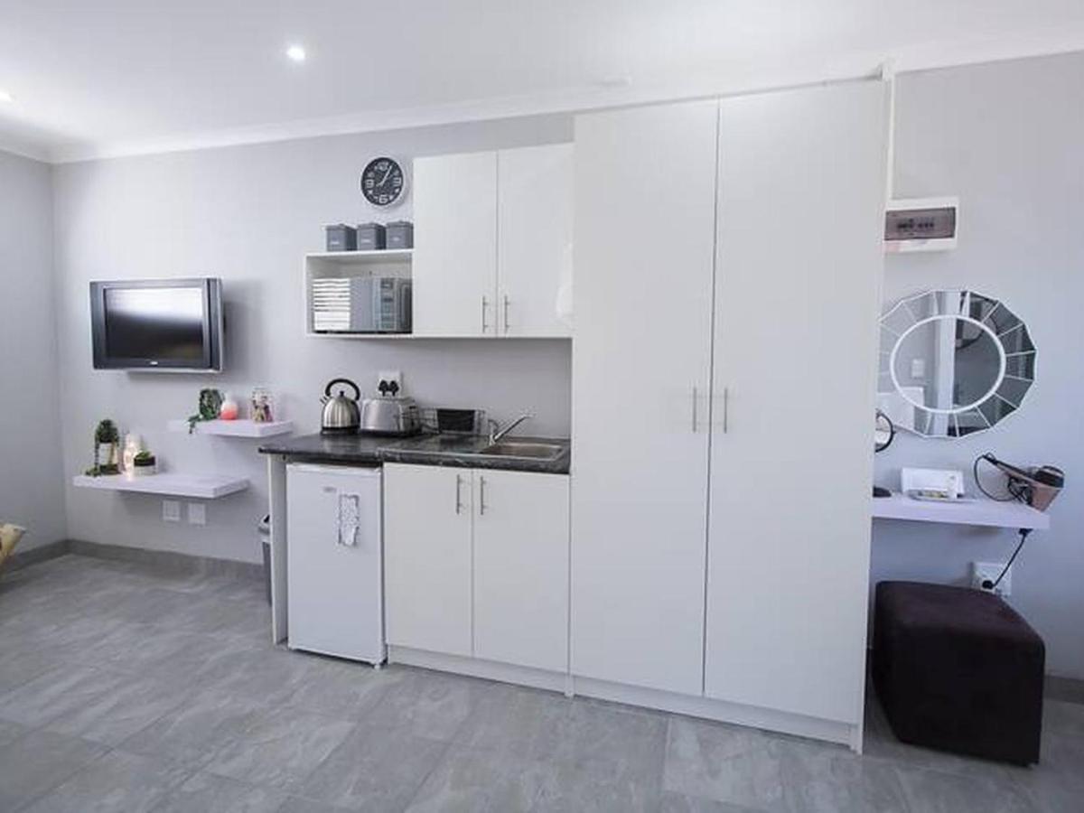 Studio On Bourdeaux Parow Exteriér fotografie