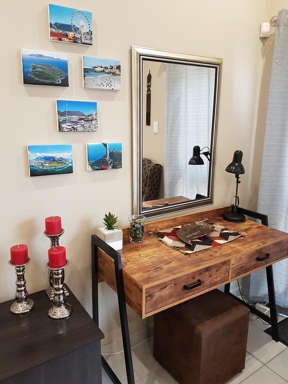 Studio On Bourdeaux Parow Exteriér fotografie